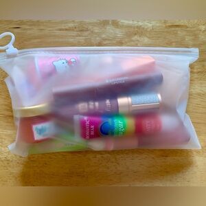Mystery Lip Bundle in Pouch